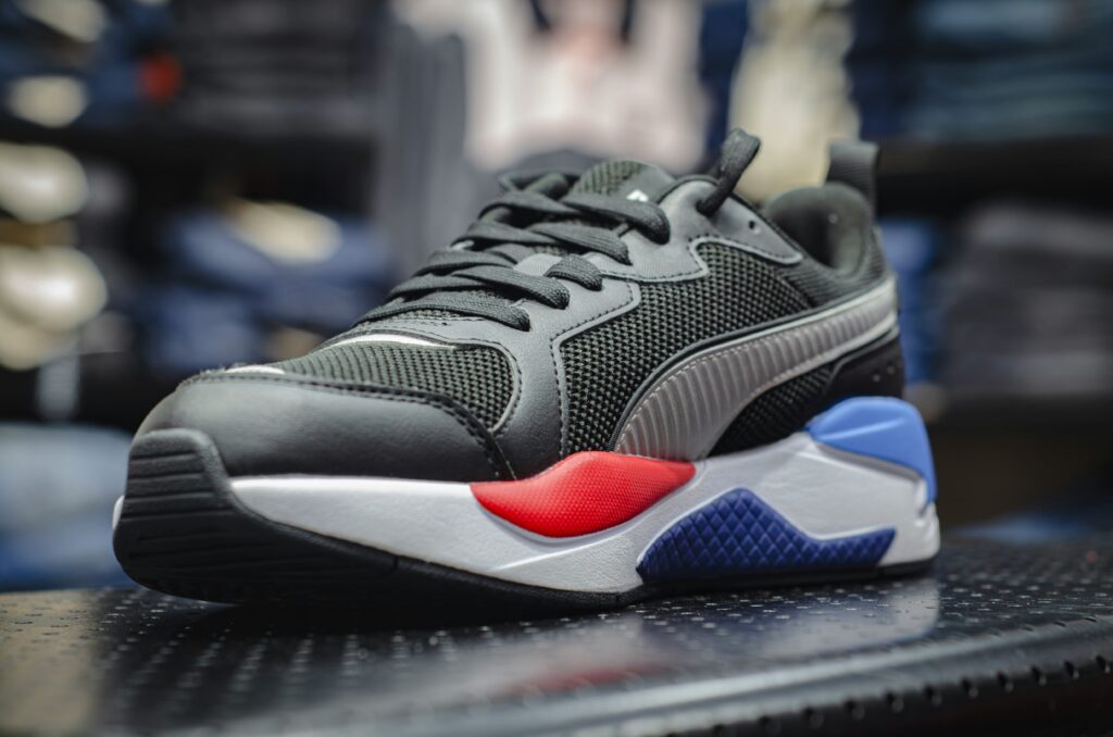 zakaria issaad BYwbvf3SwzA Sneakable Sneaks Rockville